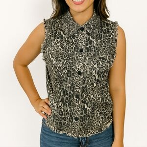 English Rose Beaded Leopard Print Button-Front Top Black & Gray Size: S/ Med🤎🖤